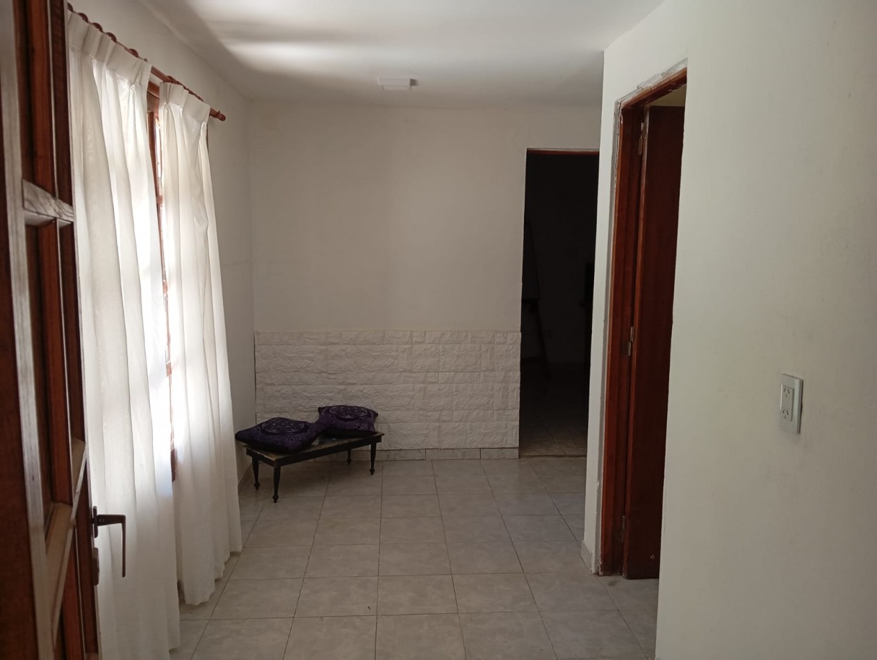 CASA EN BLOCK - BARRIO ESTRADA