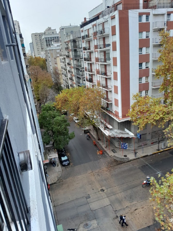 DEPARTAMENTO 1 AMBIENTE CON BALCON FRANCES - ZONA CENTRO