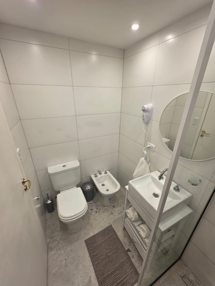 VENTA DEPARTAMENTO AMBIENTE DIVIDIDO CON PATIO