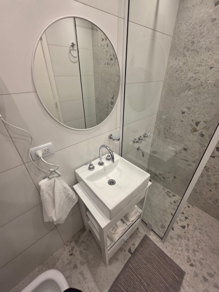 VENTA DEPARTAMENTO AMBIENTE DIVIDIDO CON PATIO