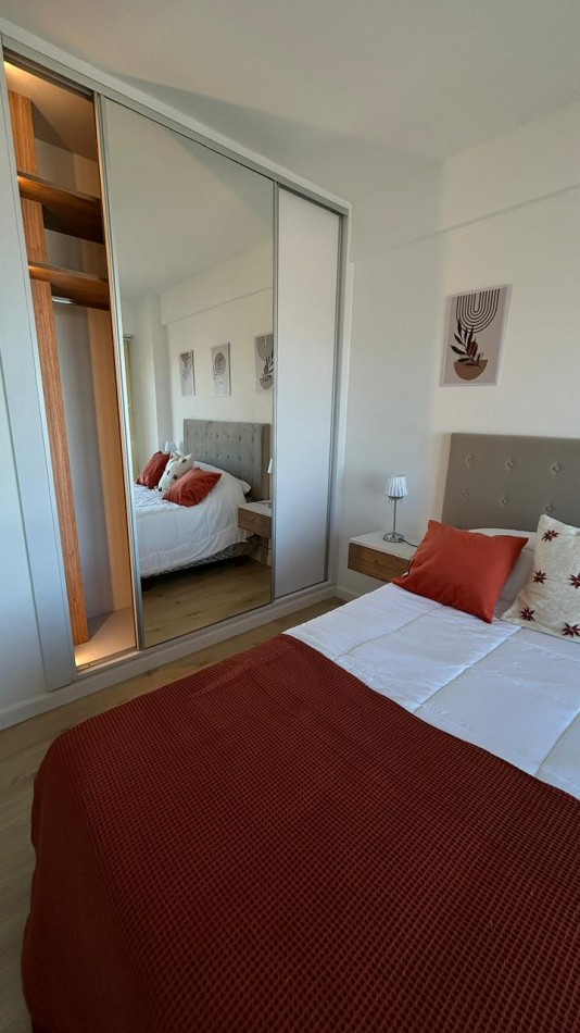 VENTA DEPARTAMENTO 2 AMBIENTES CON DEPENDENCIA Y VISTA AL MAR