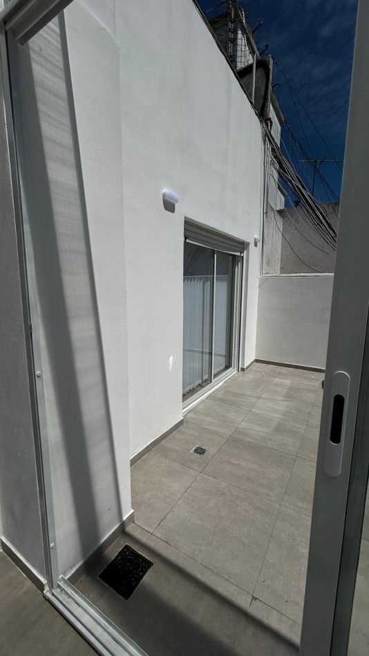 VENTA DEPARTAMENTO 2 AMBIENTES CON QINCHO