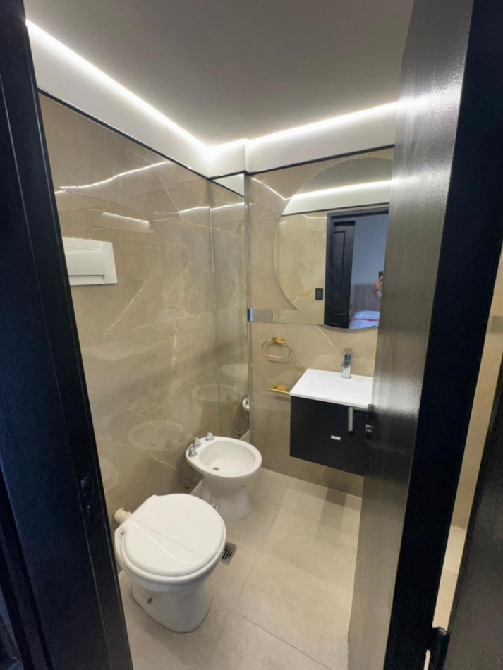 VENTA DEPARTAMENTO 1 AMBIENTE A LA CALLE TOTALMENTE RECICLADO