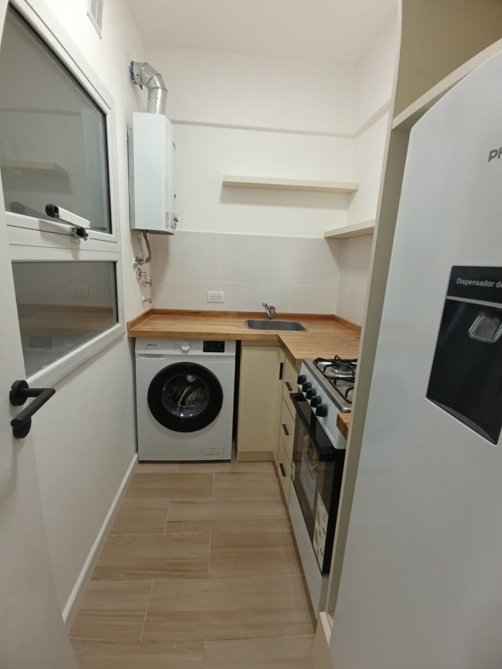 VENTA DEPARTAMENTO 1 AMBIENTE A LA CALLE TOTALMENTE RECICLADO