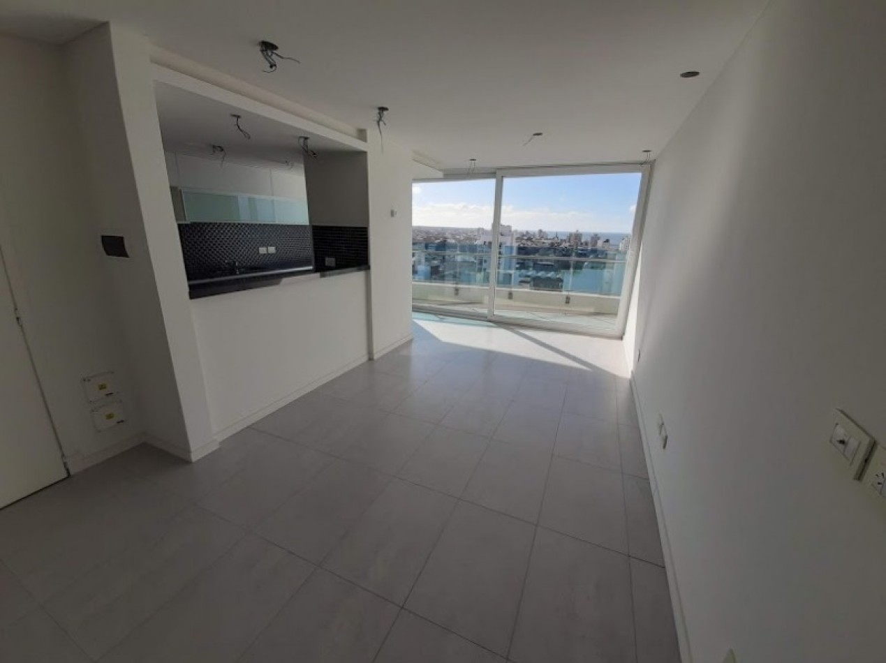 SE OFRECEN EN VENTA DOS SEMIPISOS DE 3 AMBIENTES CON COCHERA - EDIFICIO EL BOGHOS