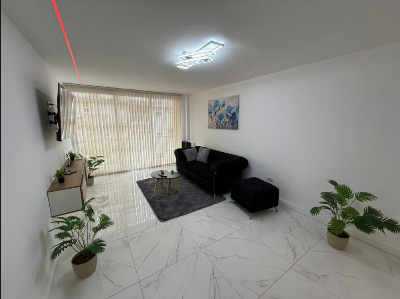 EXCELENTE DEPARTAMENTO DE 3 AMBIENTES RECICLADO A NUEVO