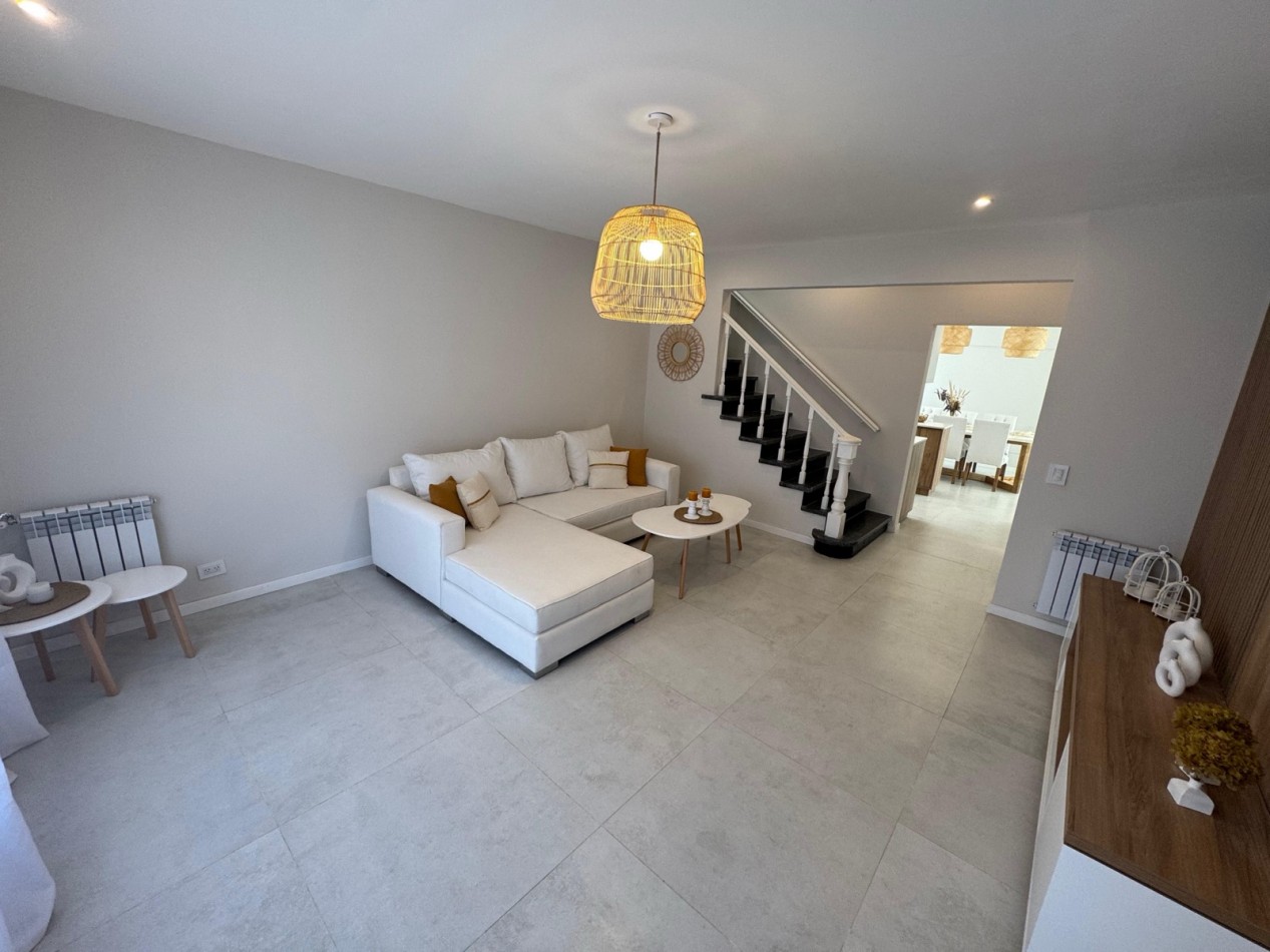 CHALET DE 4 AMBIENTES EN CHAUVIN | RECICLADO Y AMOBLADO