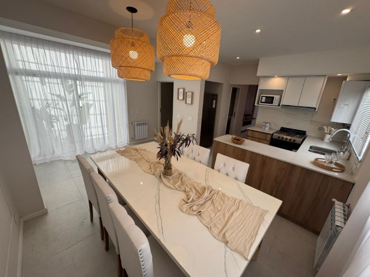 CHALET DE 4 AMBIENTES EN CHAUVIN | RECICLADO Y AMOBLADO