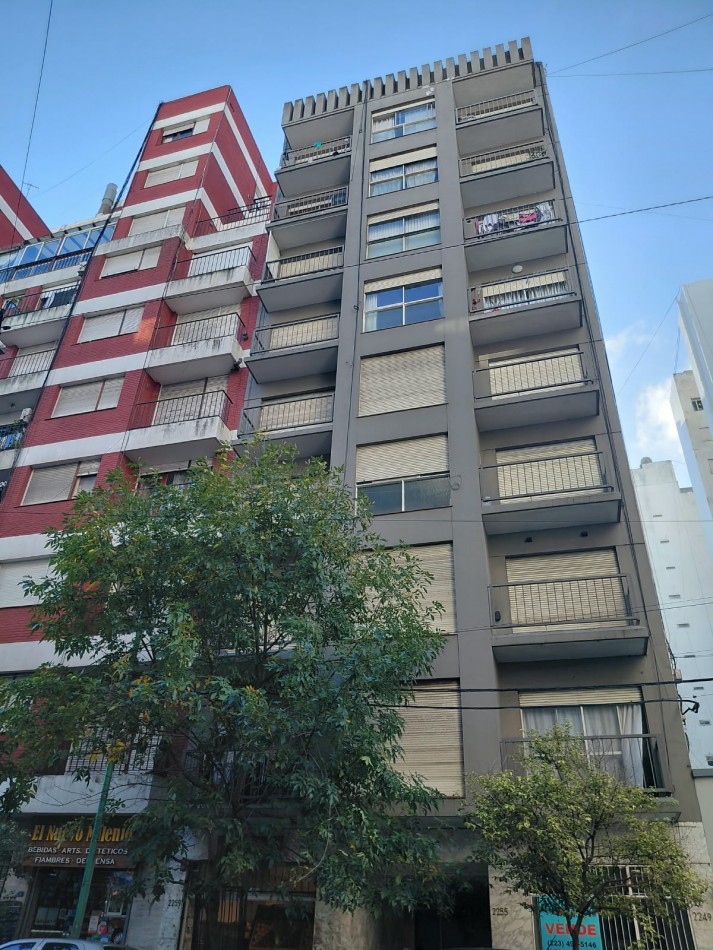 VENTA - MONOAMBIENTE CON ESPACIO DE ESCRITORIO