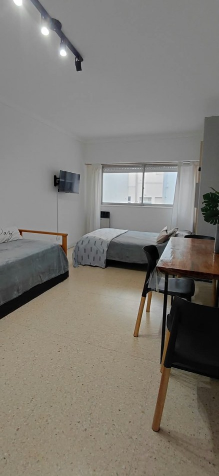 VENTA - MONOAMBIENTE CON ESPACIO DE ESCRITORIO