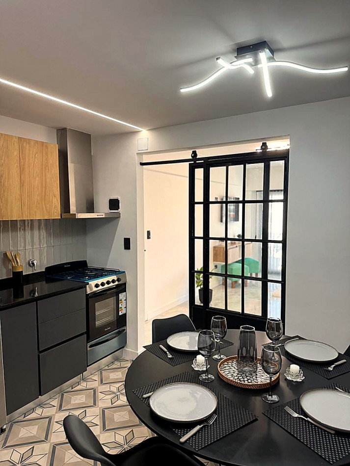DEPARTAMENTO DE 3 AMBIENTES RECICLADO A NUEVO | SOBRE CALLE RIVADAVIA