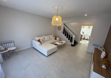 CHALET DE 4 AMBIENTES EN CHAUVIN | RECICLADO Y AMOBLADO
